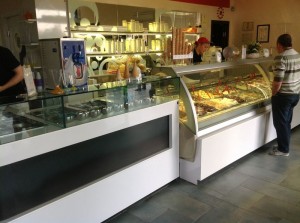 gelateria_sotto_zero_leini_02.jpg