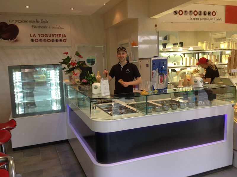 GELATERIA SOTTOZERO - LEINI' (TO)